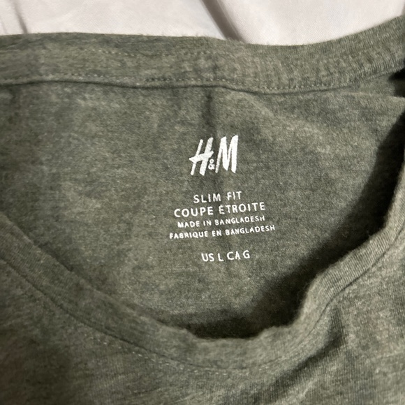 H&m t-shirt - Picture 2 of 2